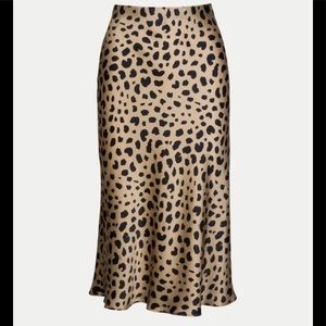 NWT Rèalisation Par Naomi Skirt